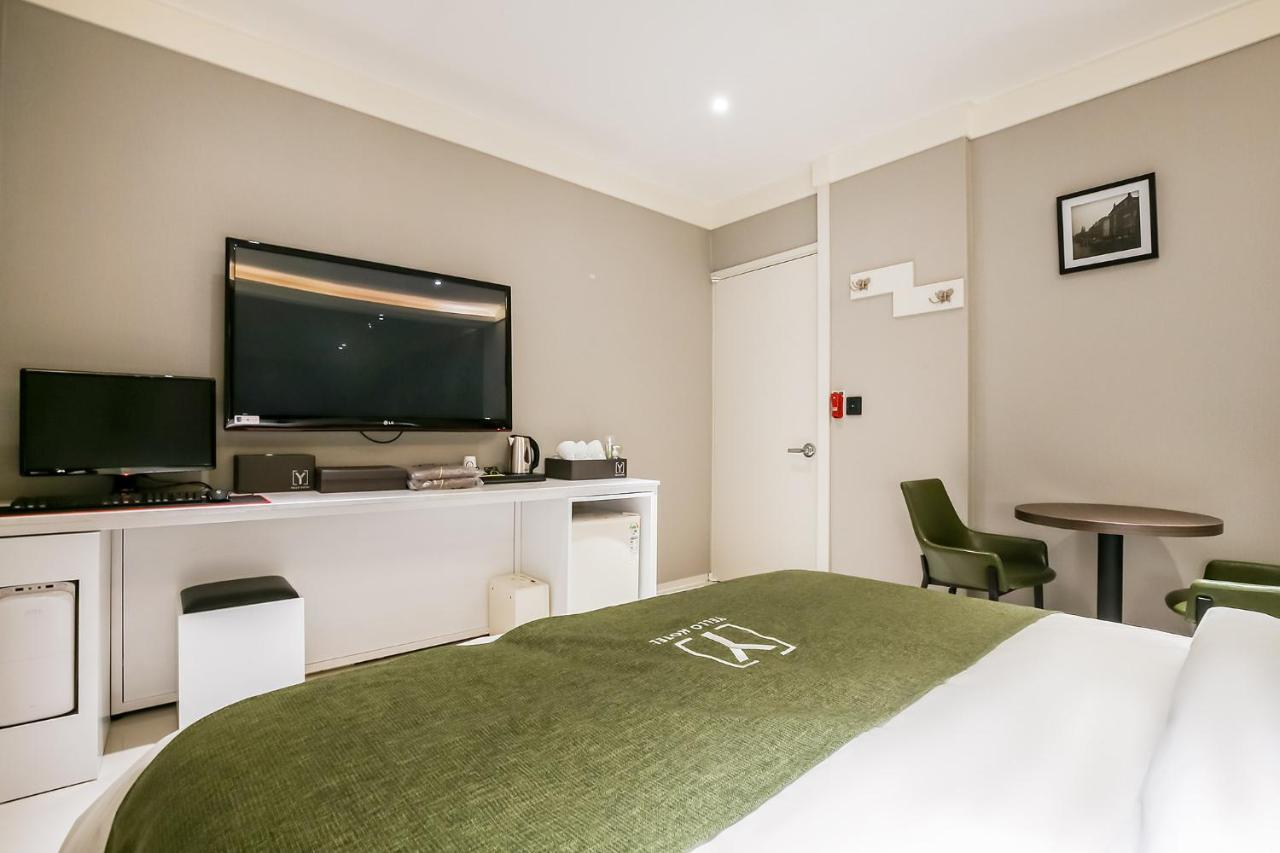 Yello Hotel Cshongdzsu Kültér fotó