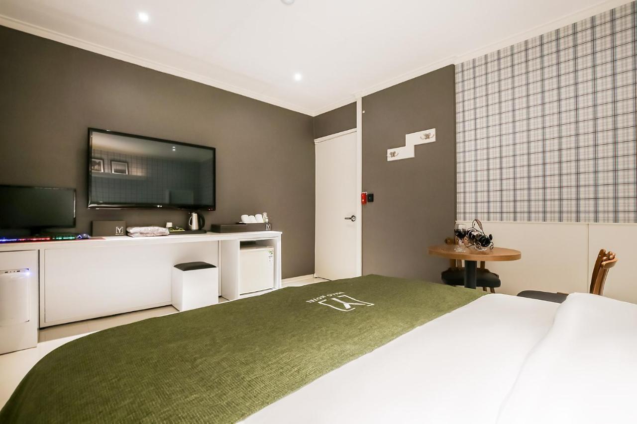 Yello Hotel Cshongdzsu Kültér fotó