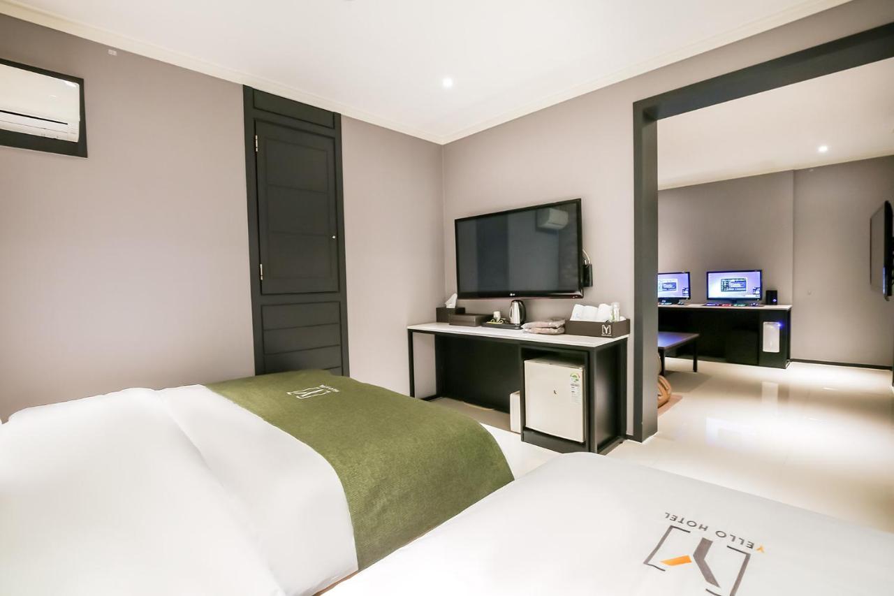 Yello Hotel Cshongdzsu Kültér fotó