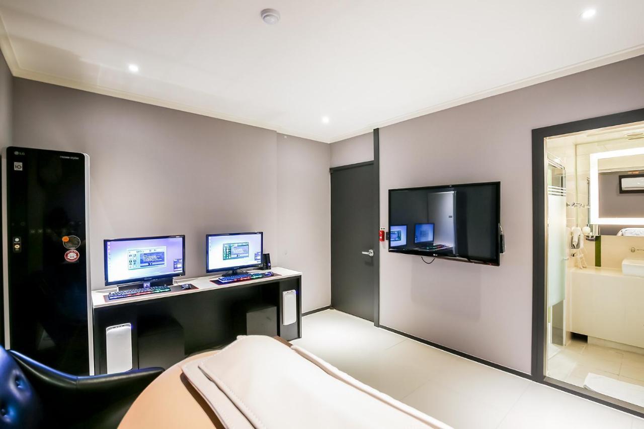 Yello Hotel Cshongdzsu Kültér fotó