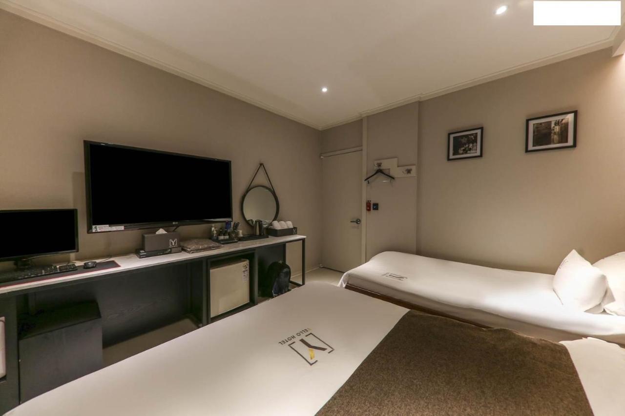 Yello Hotel Cshongdzsu Kültér fotó